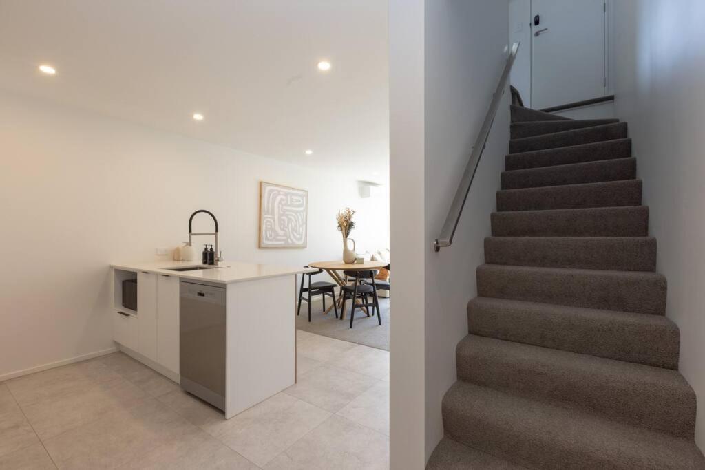Inner City Luxury With Free Parking Christchurch Exterior foto